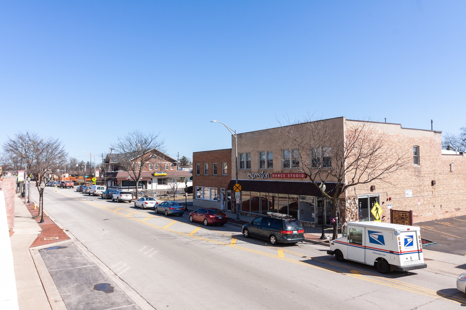 36 Cass Avenue 28 Westmont IL 60559