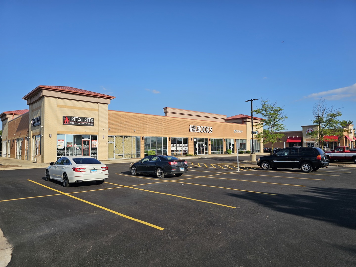 31 Orland Square Drive  Orland Park IL 60462