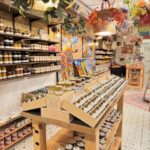 2564 clark Street  Chicago IL 60614