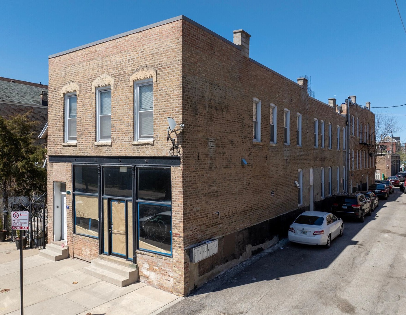 1616 18th Place  Chicago IL 60608