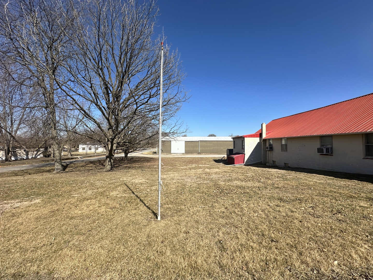 110 4th Street  Deland IL 61839