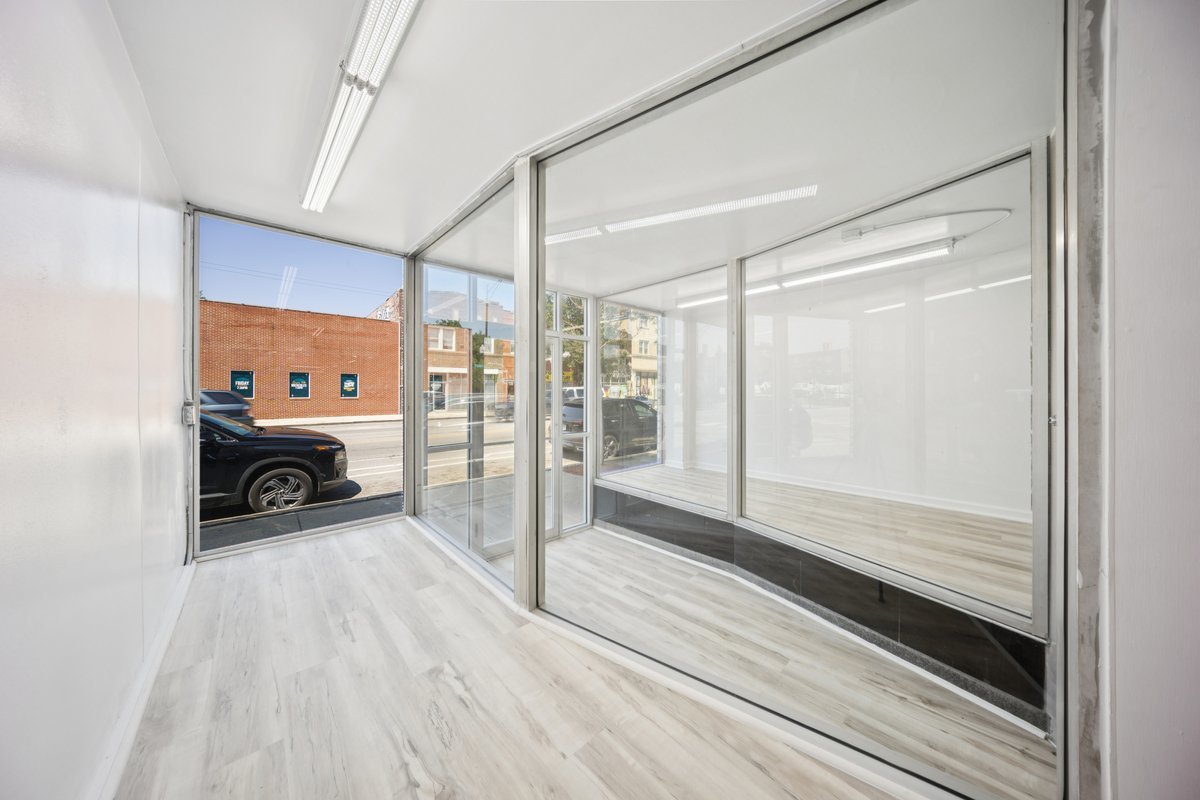 3123 63rd Street Chicago, IL 60629 - Hawkeye Commercial Real Estate