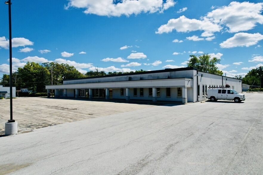 7101 111th Street  Worth IL 60482