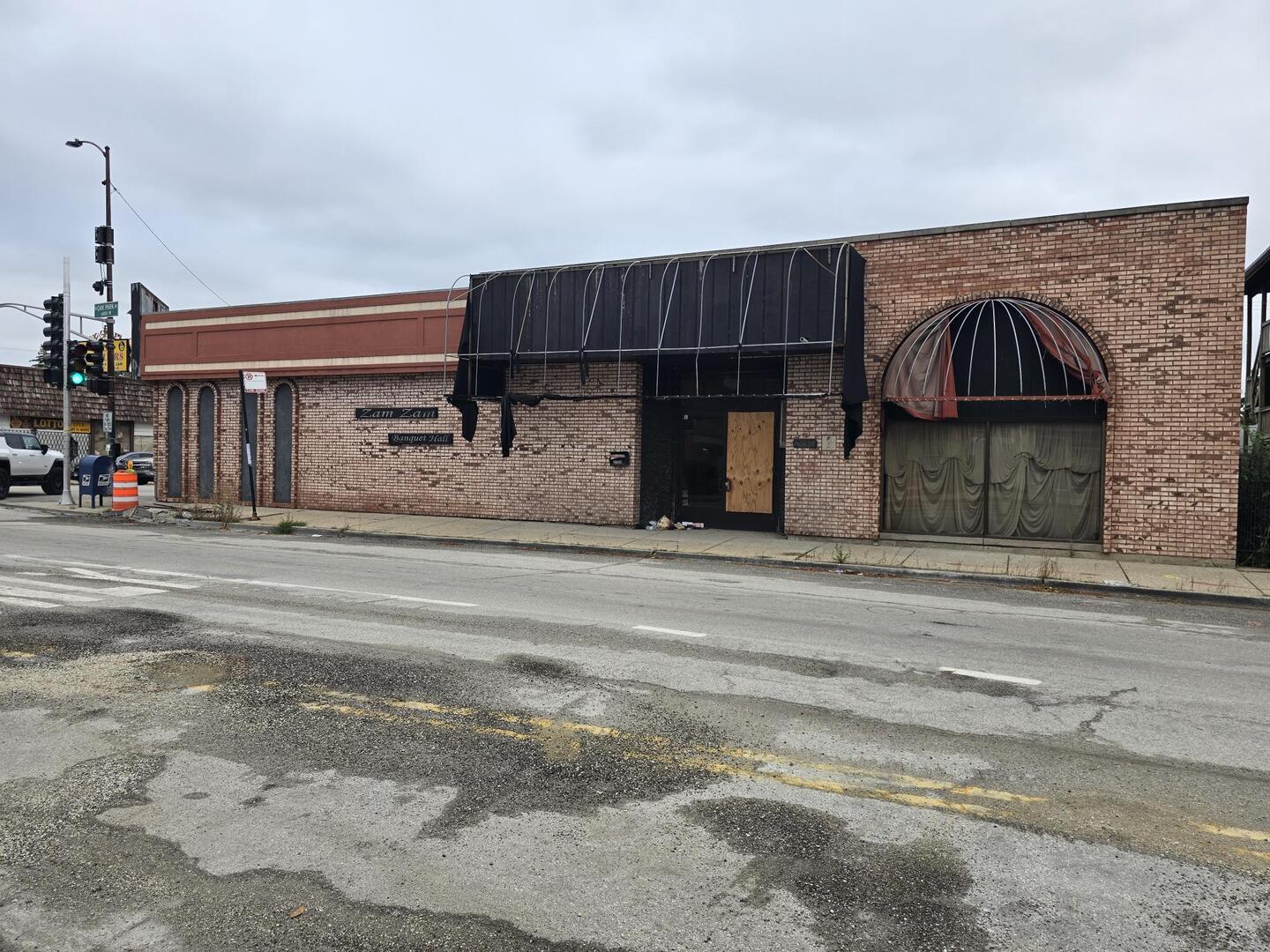 2759 Oak Park Avenue  Chicago IL 60707