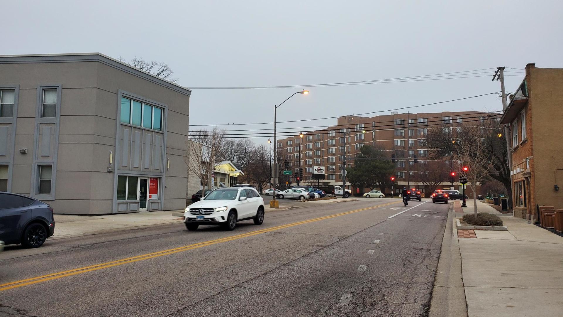 7880 Lincoln Avenue  Skokie IL 60077