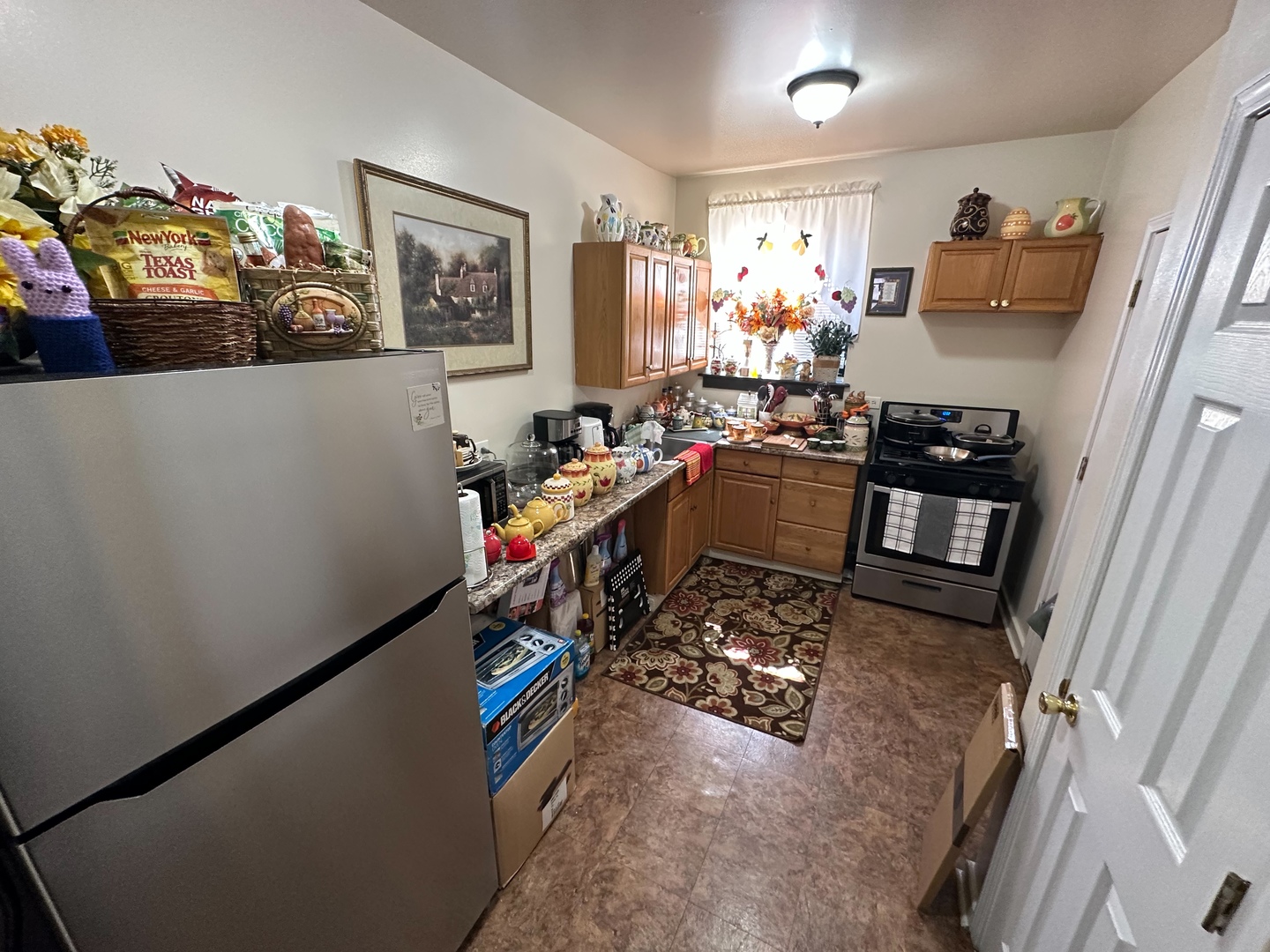 7003 Oglesby Avenue  Chicago IL 60649