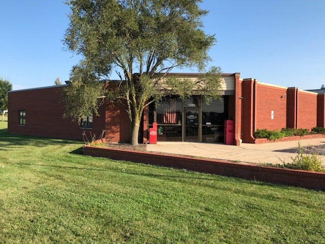 1586 Barber Greene Road  DeKalb IL 60115