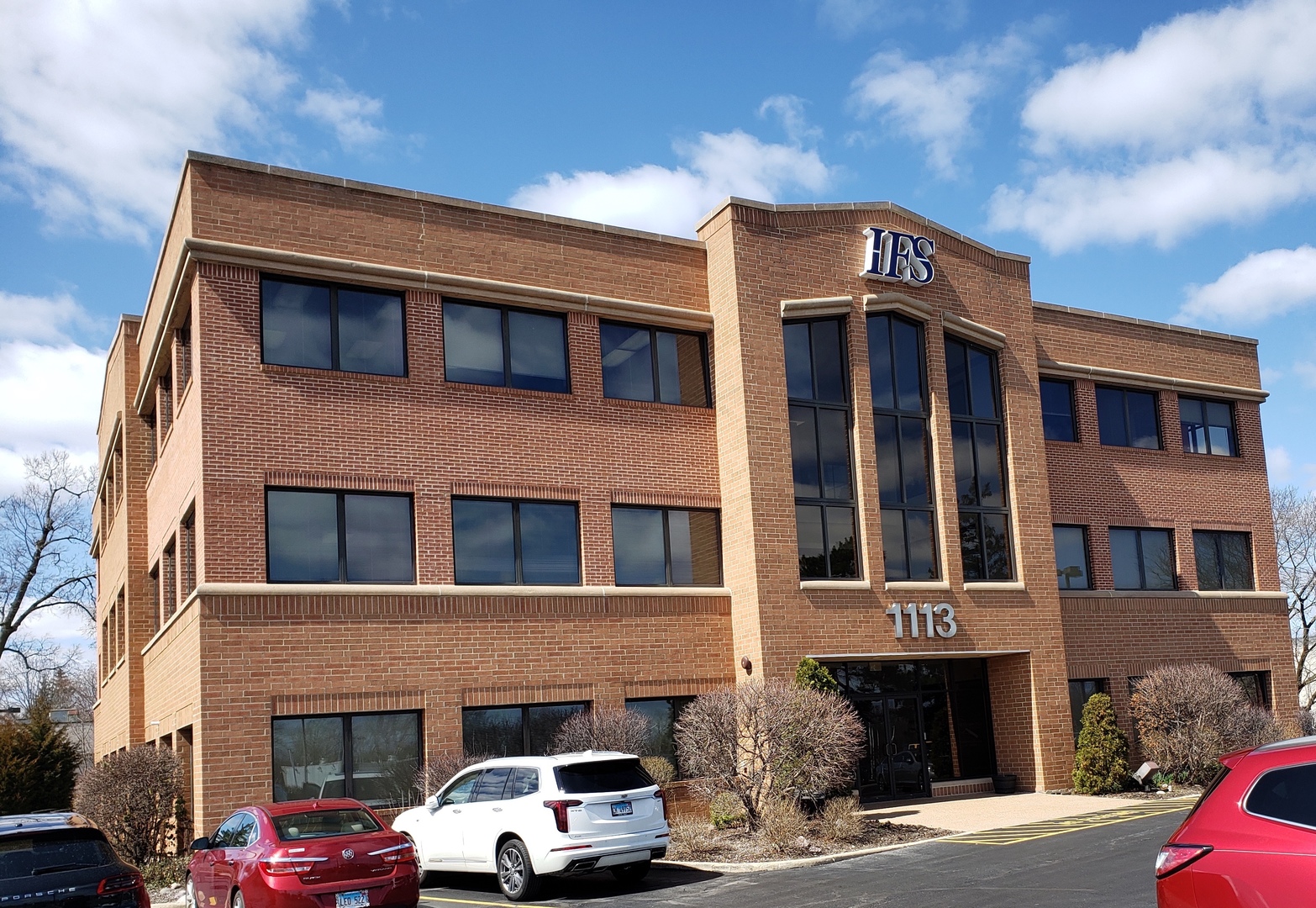 1113 Milwaukee Avenue Libertyville IL 60048