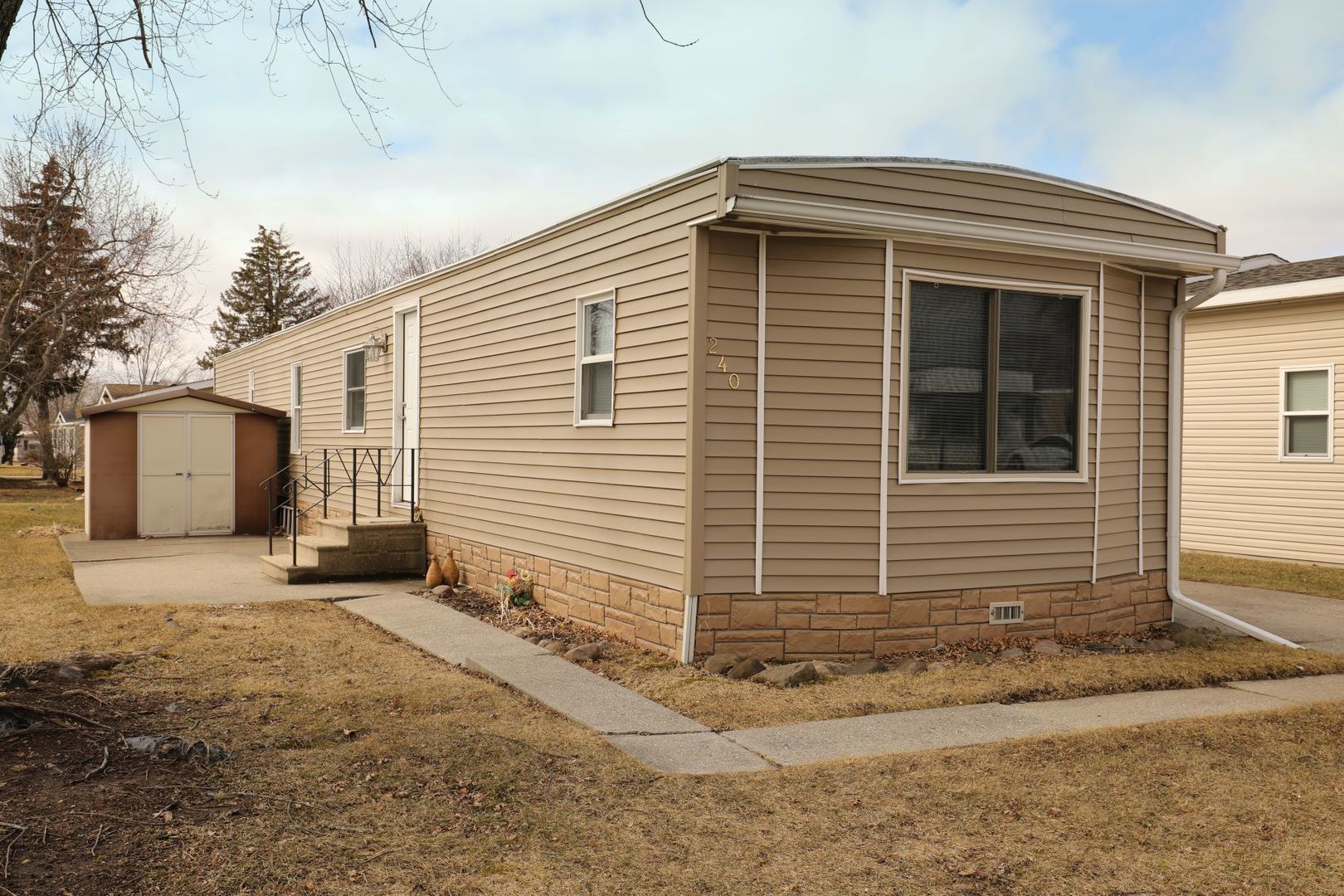 240 Fox Lane  Belvidere IL 61008