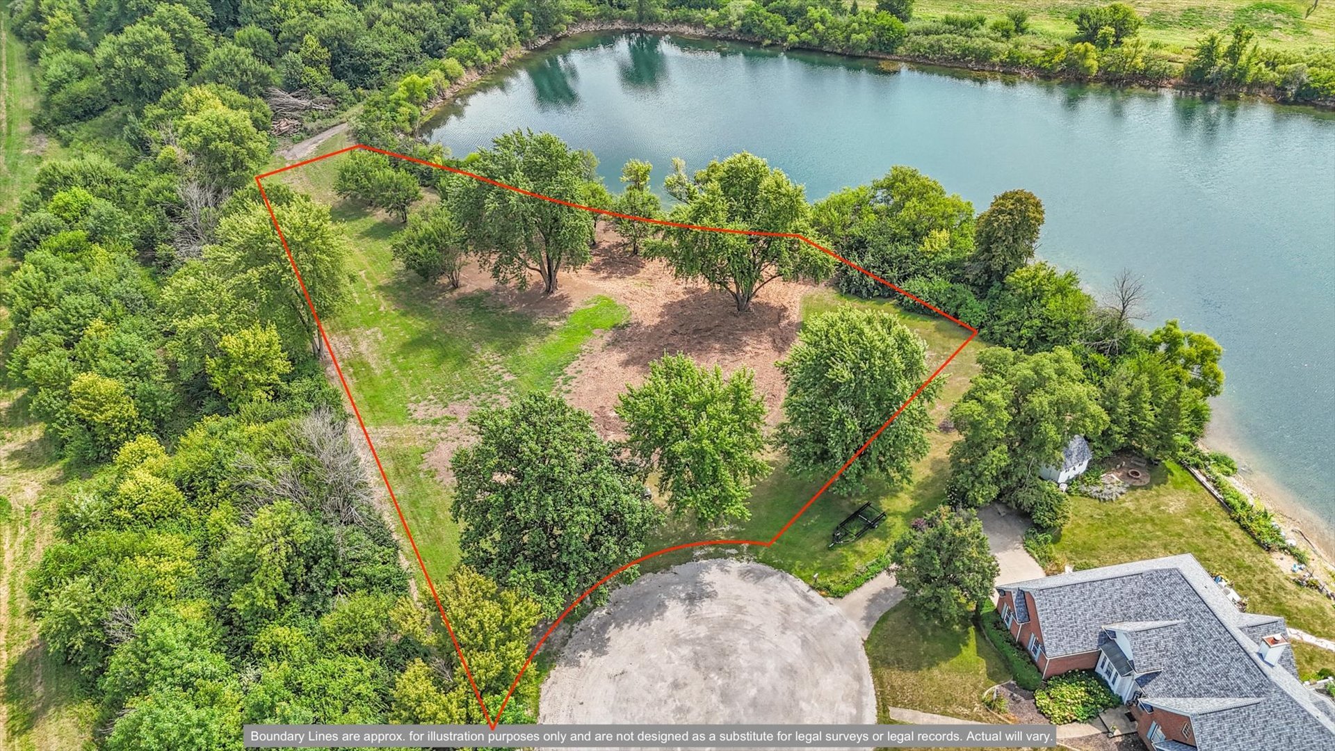 50 Moss Lake Drive  Farmer City IL 61842