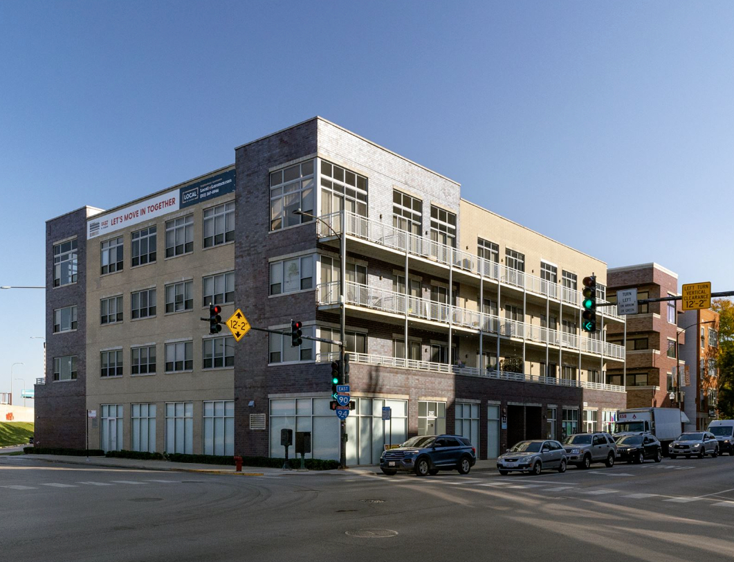 2157 Damen Avenue Chicago IL 60647