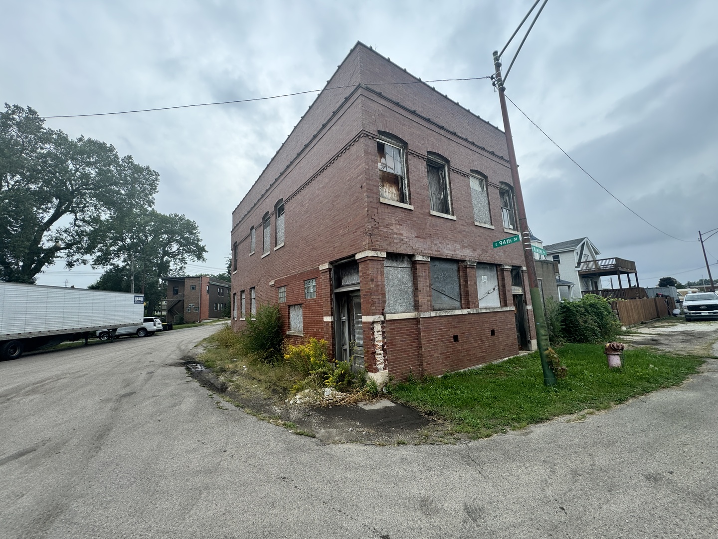 9398 Kreiter Avenue  Chicago IL 60617