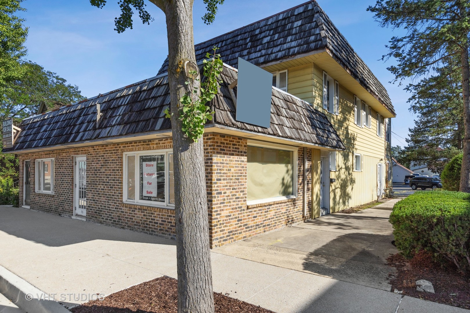 110 Willow Avenue  Wheaton IL 60187