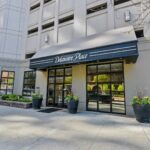 33 Delaware Place 1E Chicago IL 60610