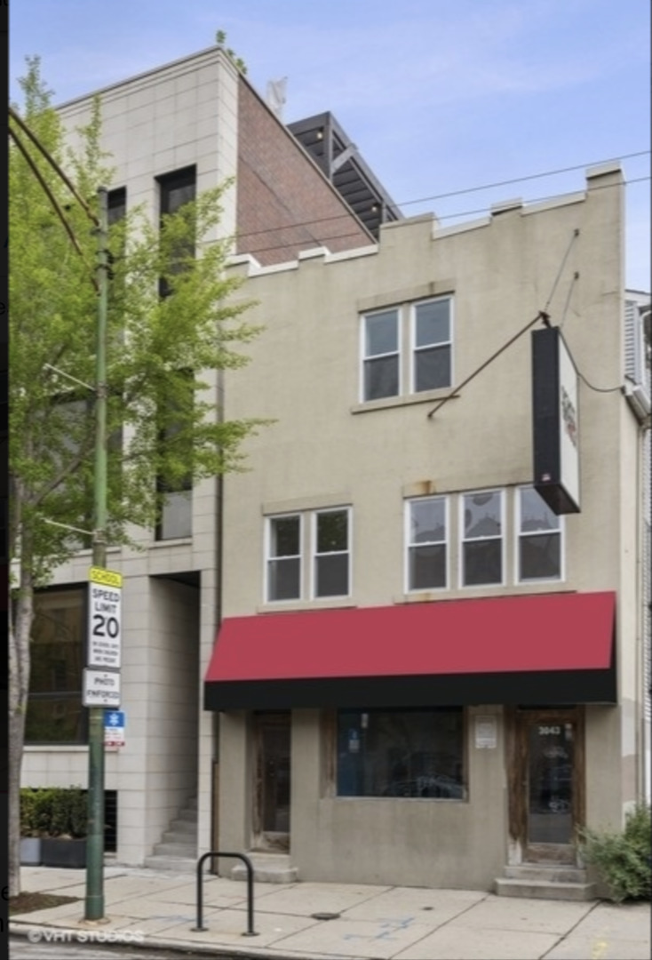 3043 Ashland Avenue Store Chicago IL 60657