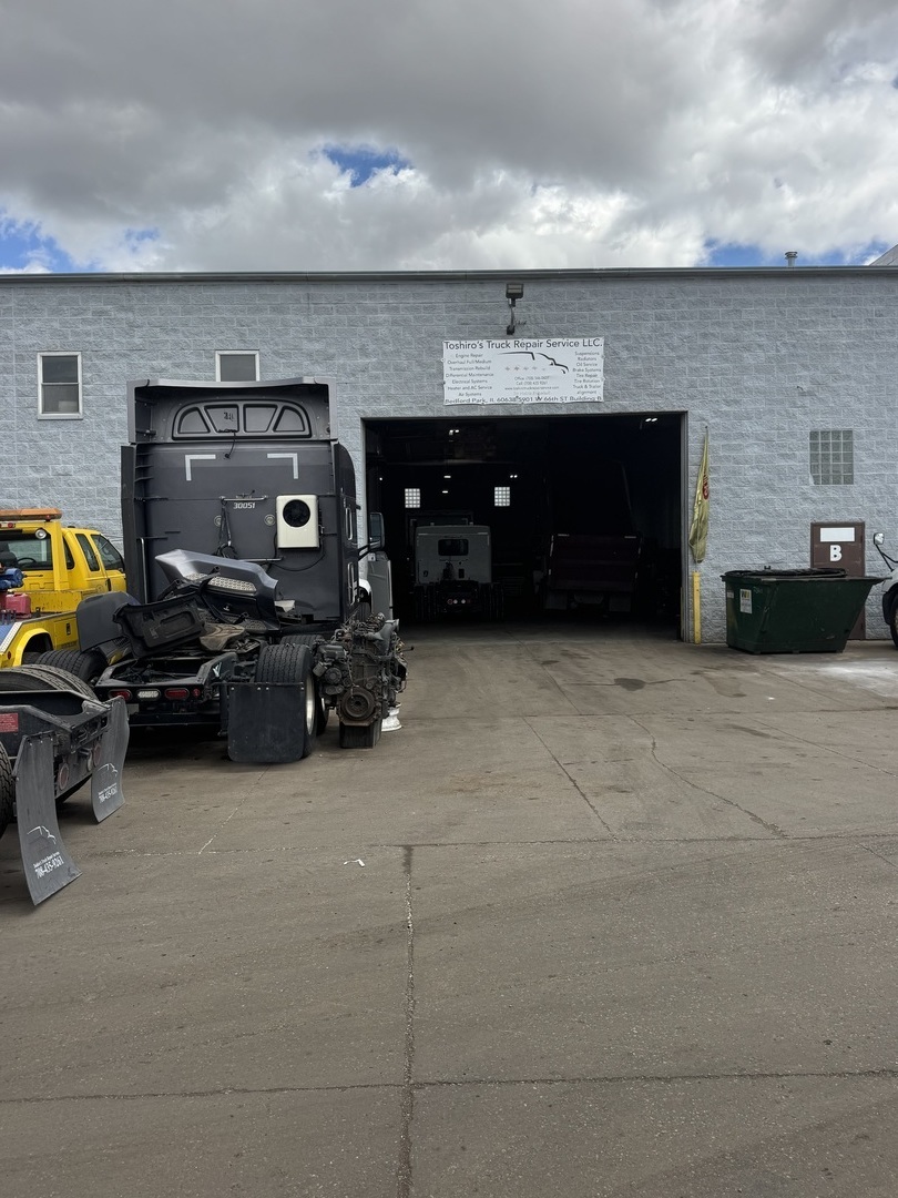 5901 66 Street  Bedford Park IL 60455