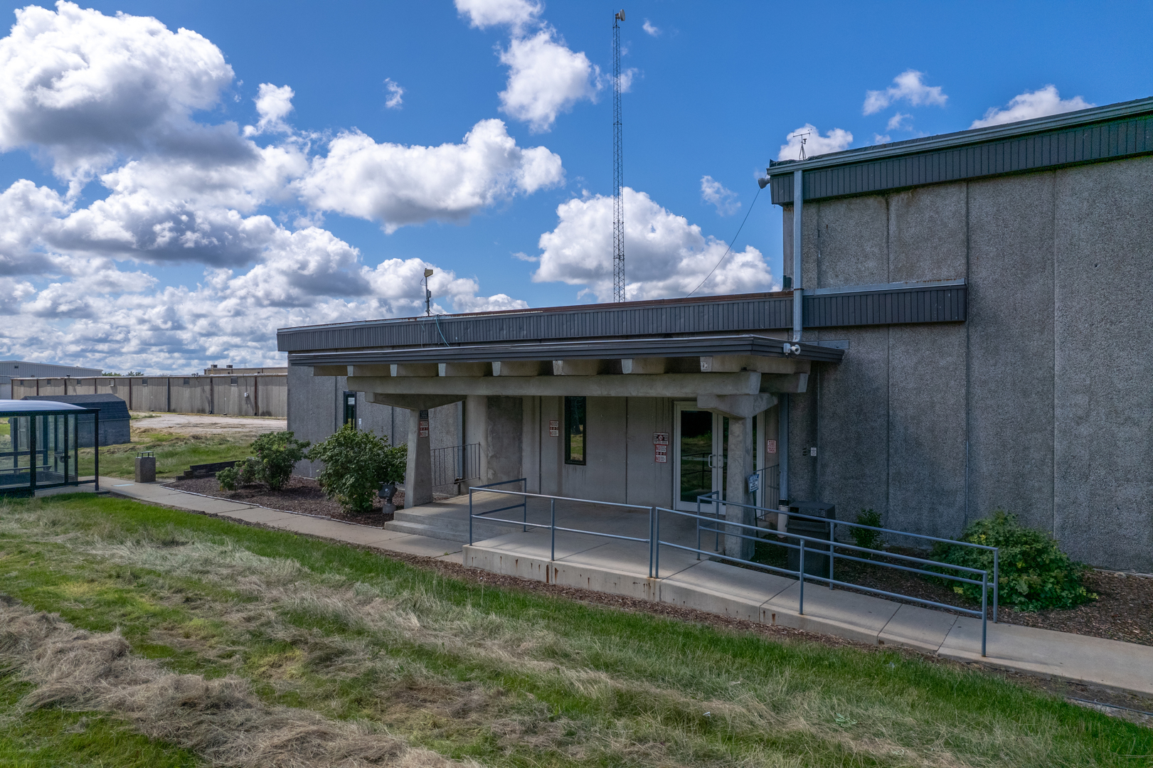 27268 US Highway 6   Princeton IL 61356