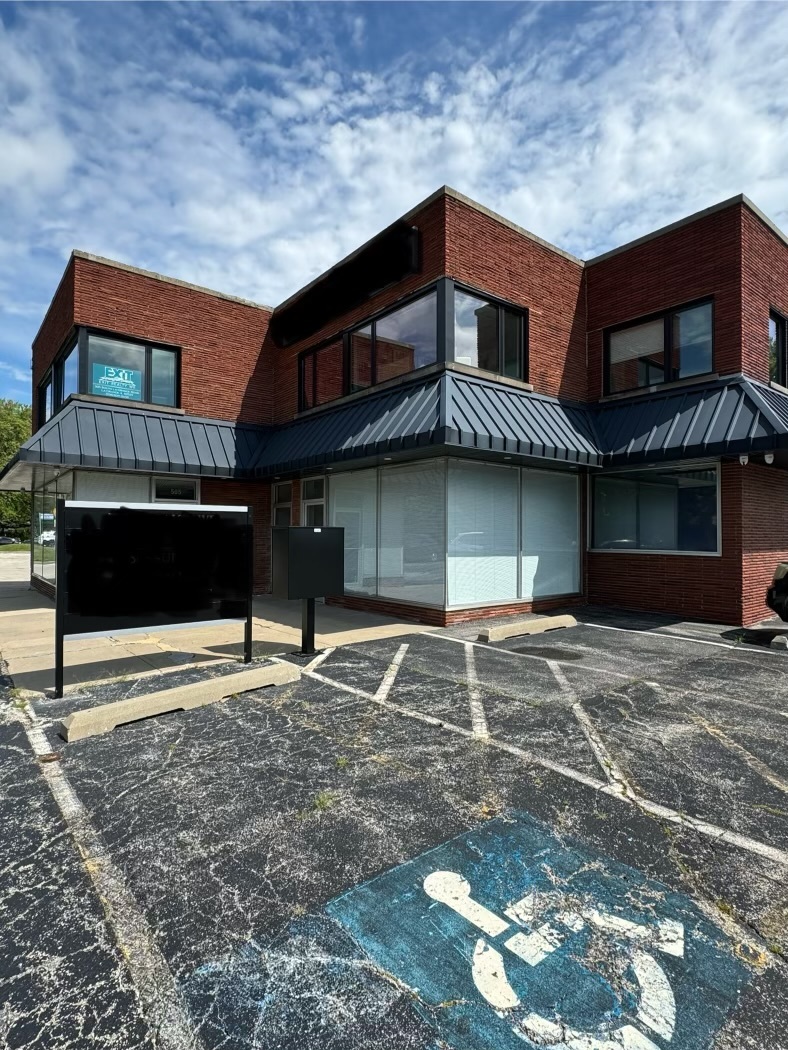 505 La Grange Road  La Grange IL 60525