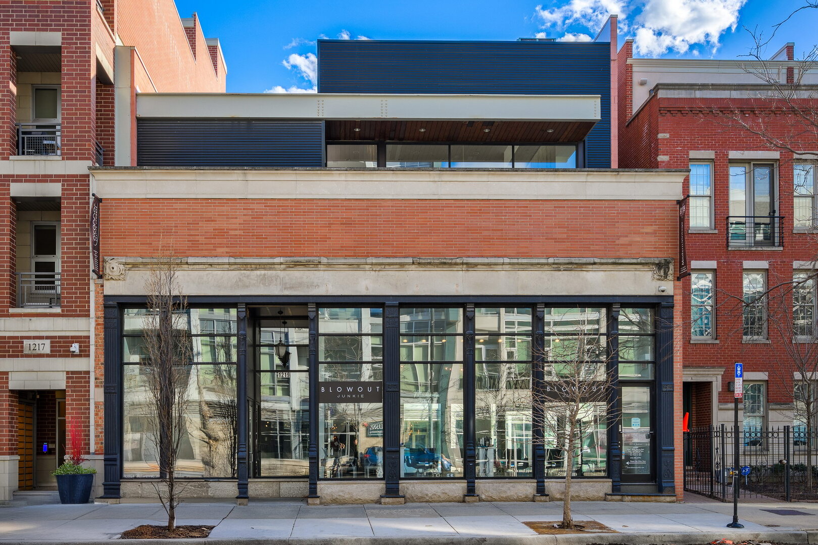 1219 Madison Street  Chicago IL 60607