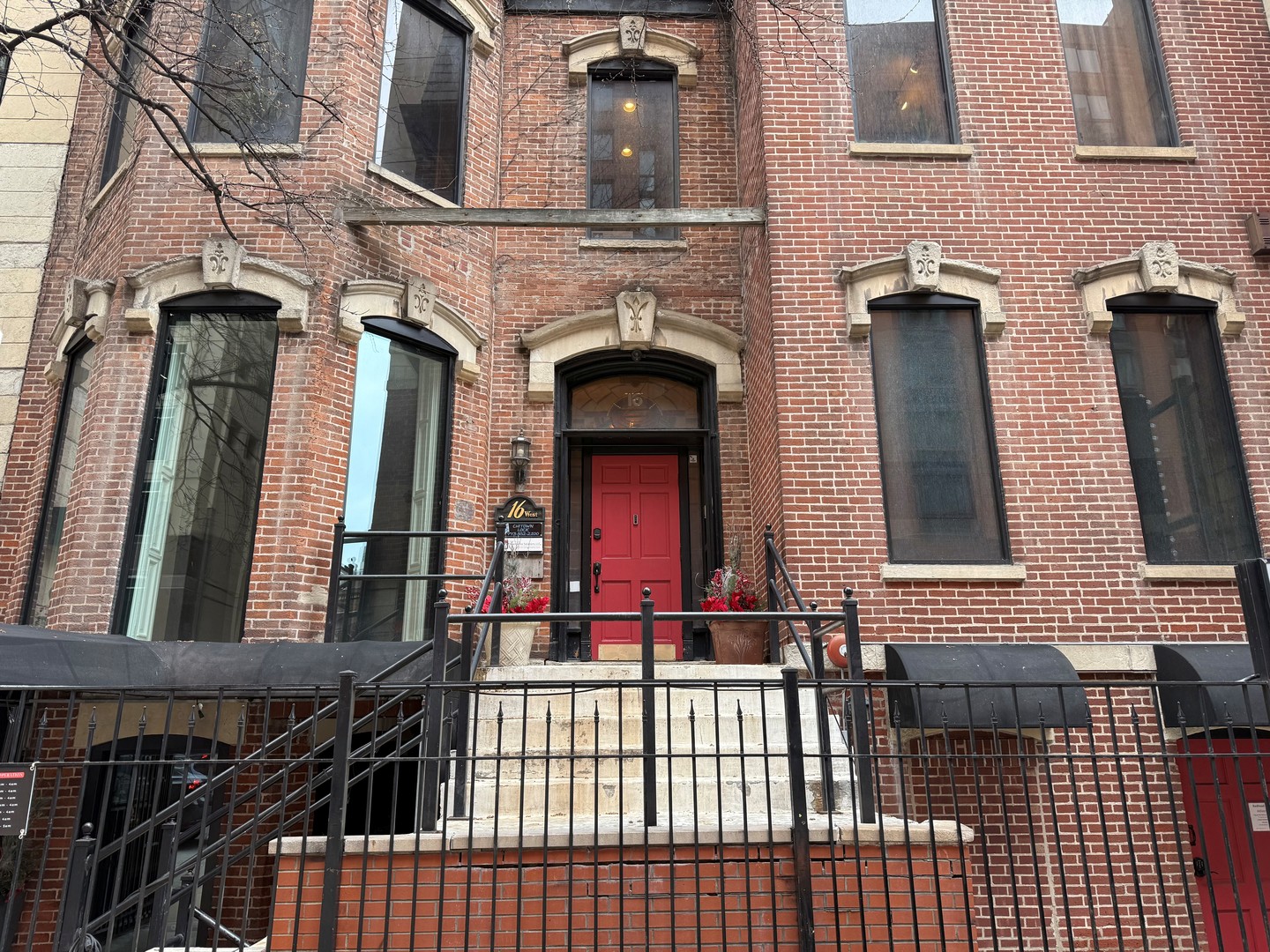 16 Ontario Street 2 Chicago IL 60654