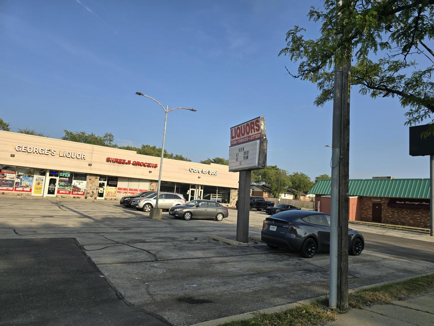 1185 Elmhurst Road  Des Plaines IL 60016