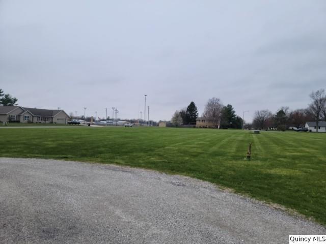 #8 Russell Court  Carthage IL 62321-1258