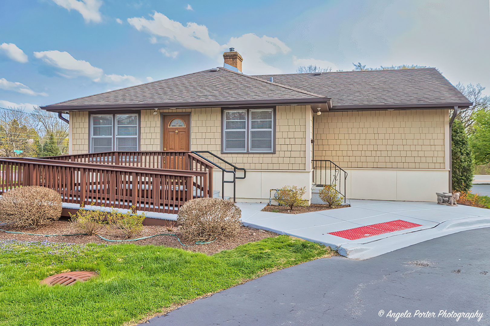 4017 Old Grand Avenue  Gurnee IL 60031