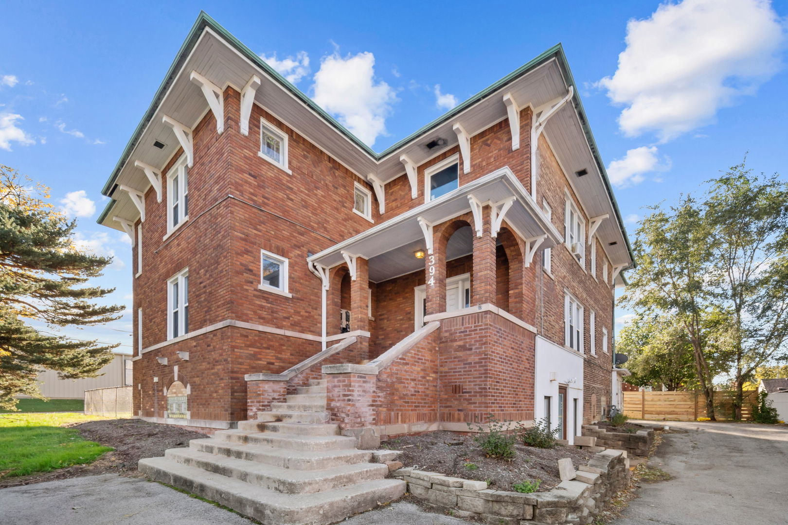 394 Lincoln Highway  Chicago Heights IL 60411