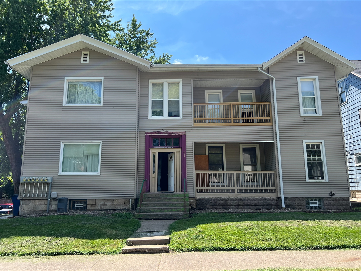 211 W Broadway   Monmouth IL 61462