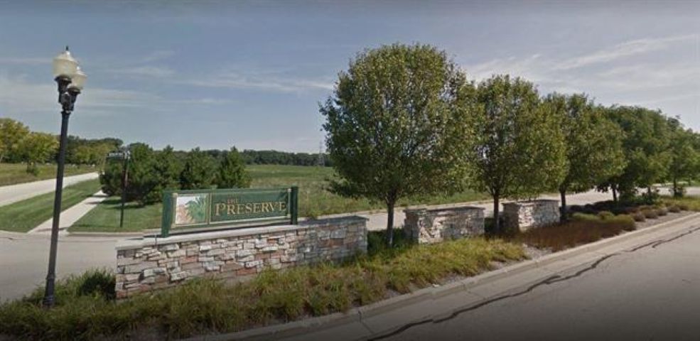585 CLARKSEN Drive  Belvidere IL 61008