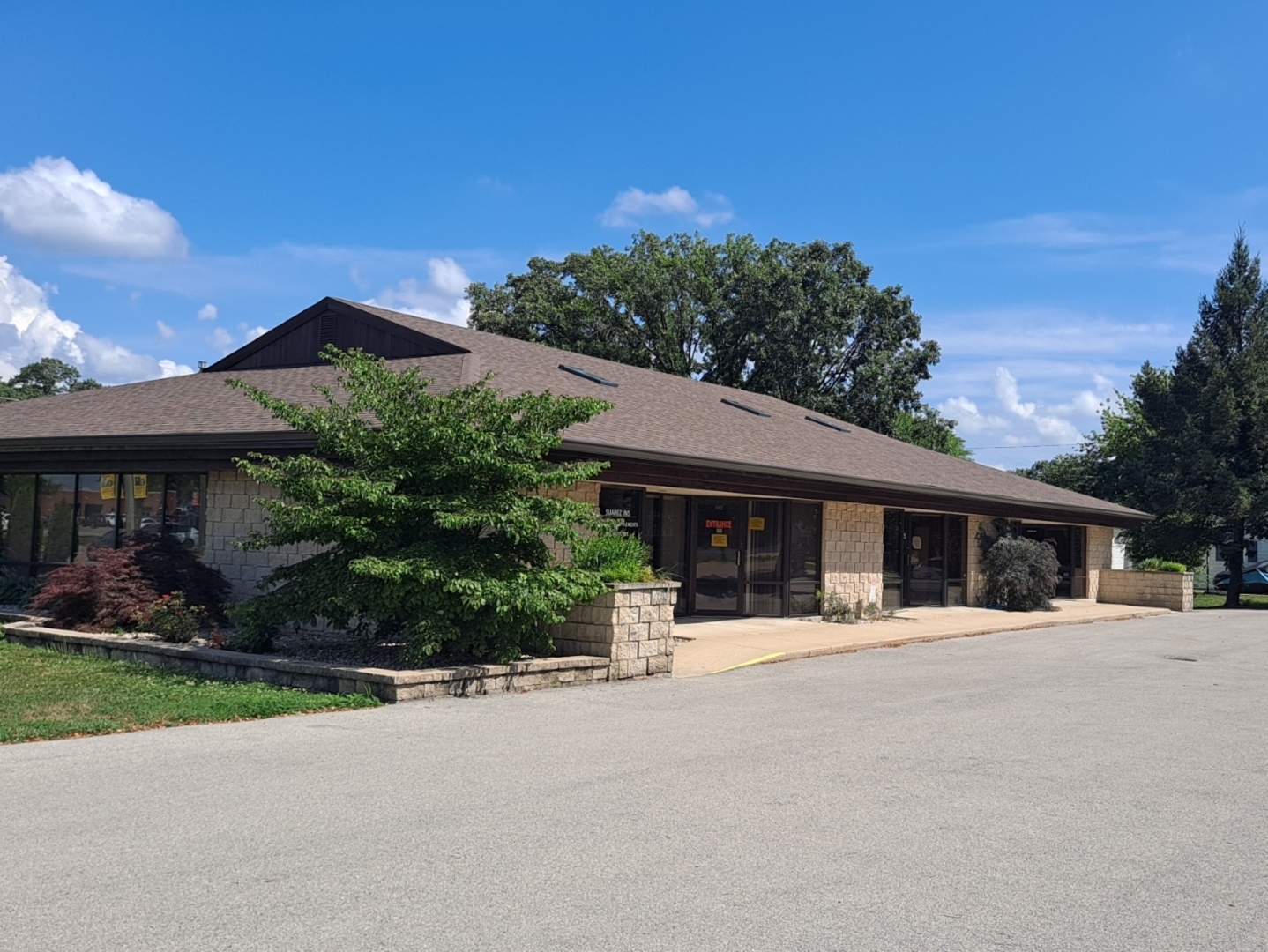 1222 Shooting Park Road  Peru IL 61354