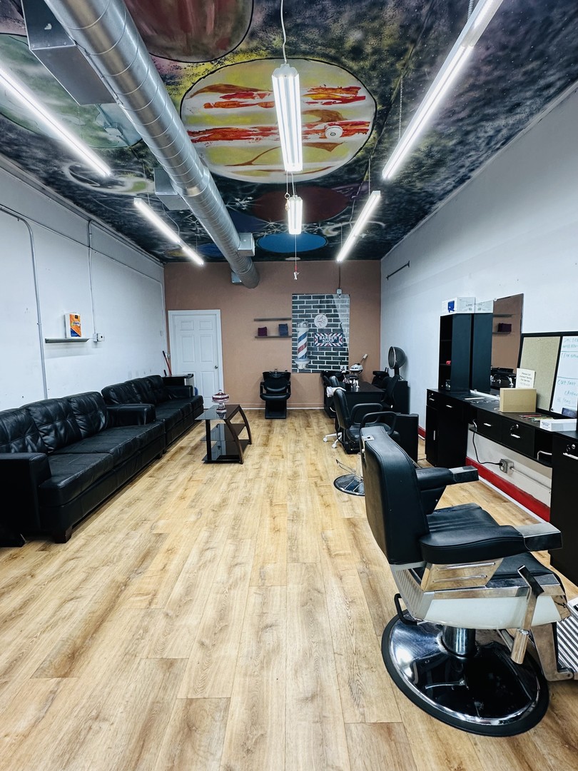 2024 Montrose Avenue  Chicago IL 60618