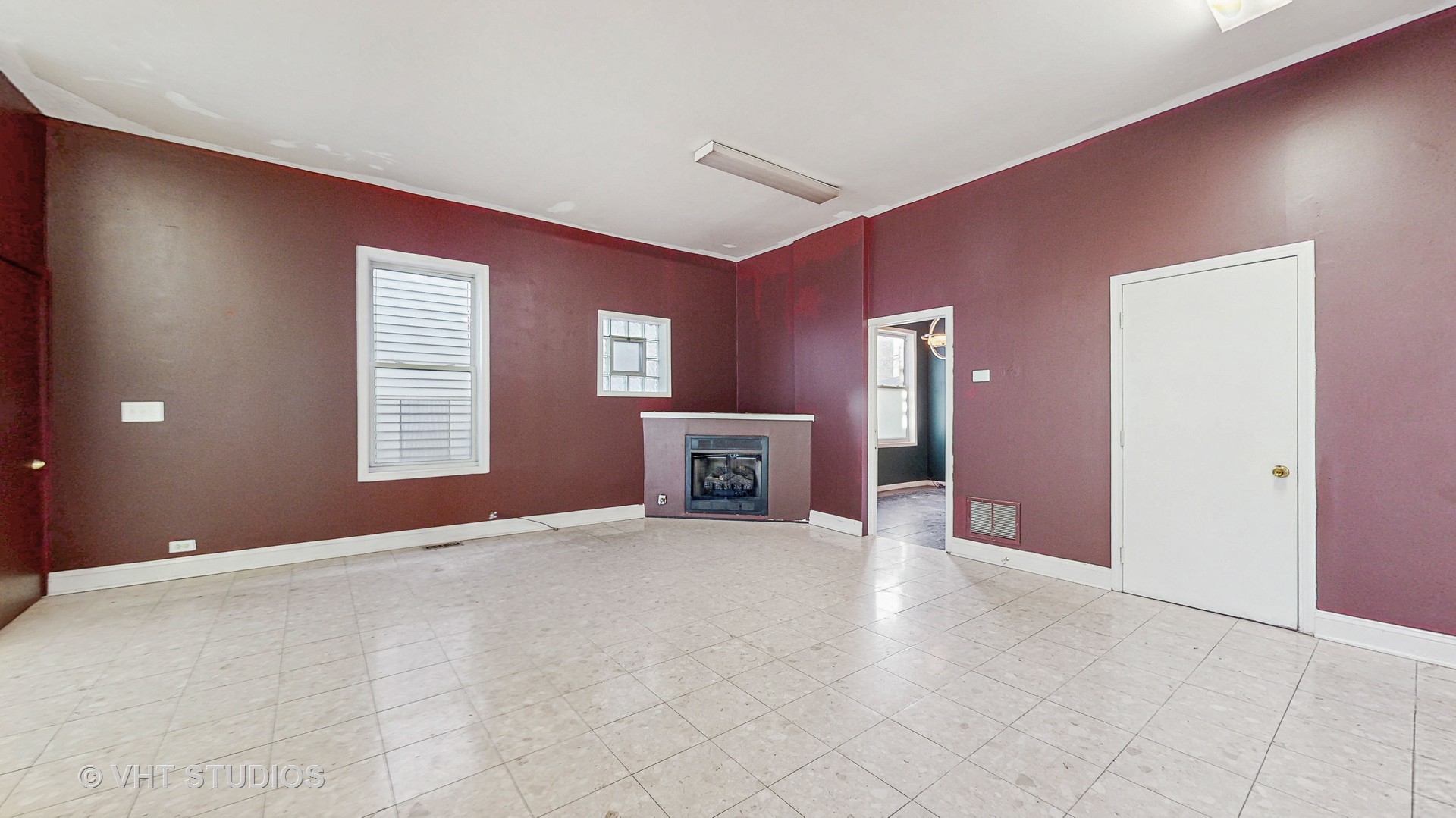 2221 21st Street  Chicago IL 60608