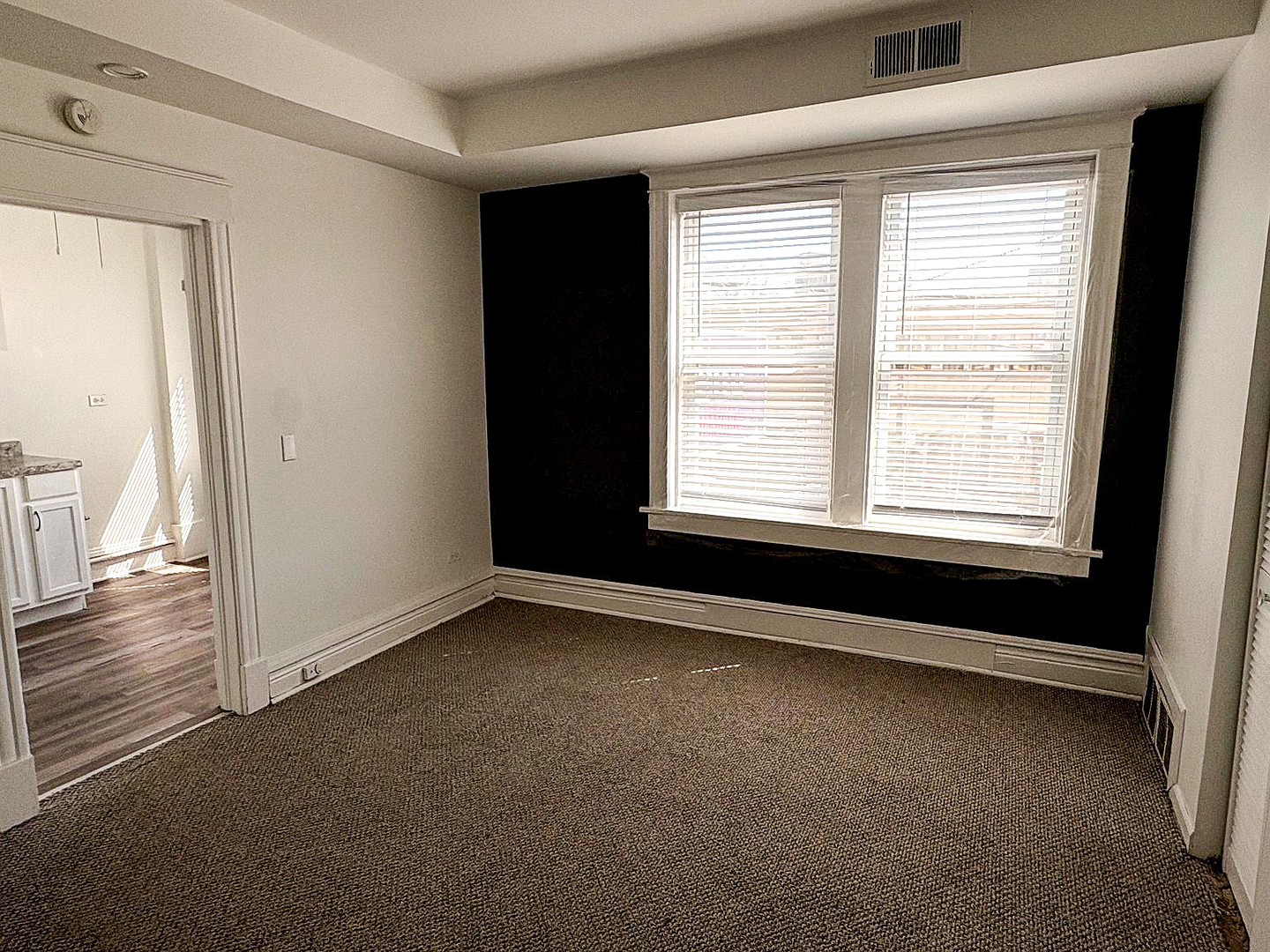 10548 Ewing Avenue  Chicago IL 60617