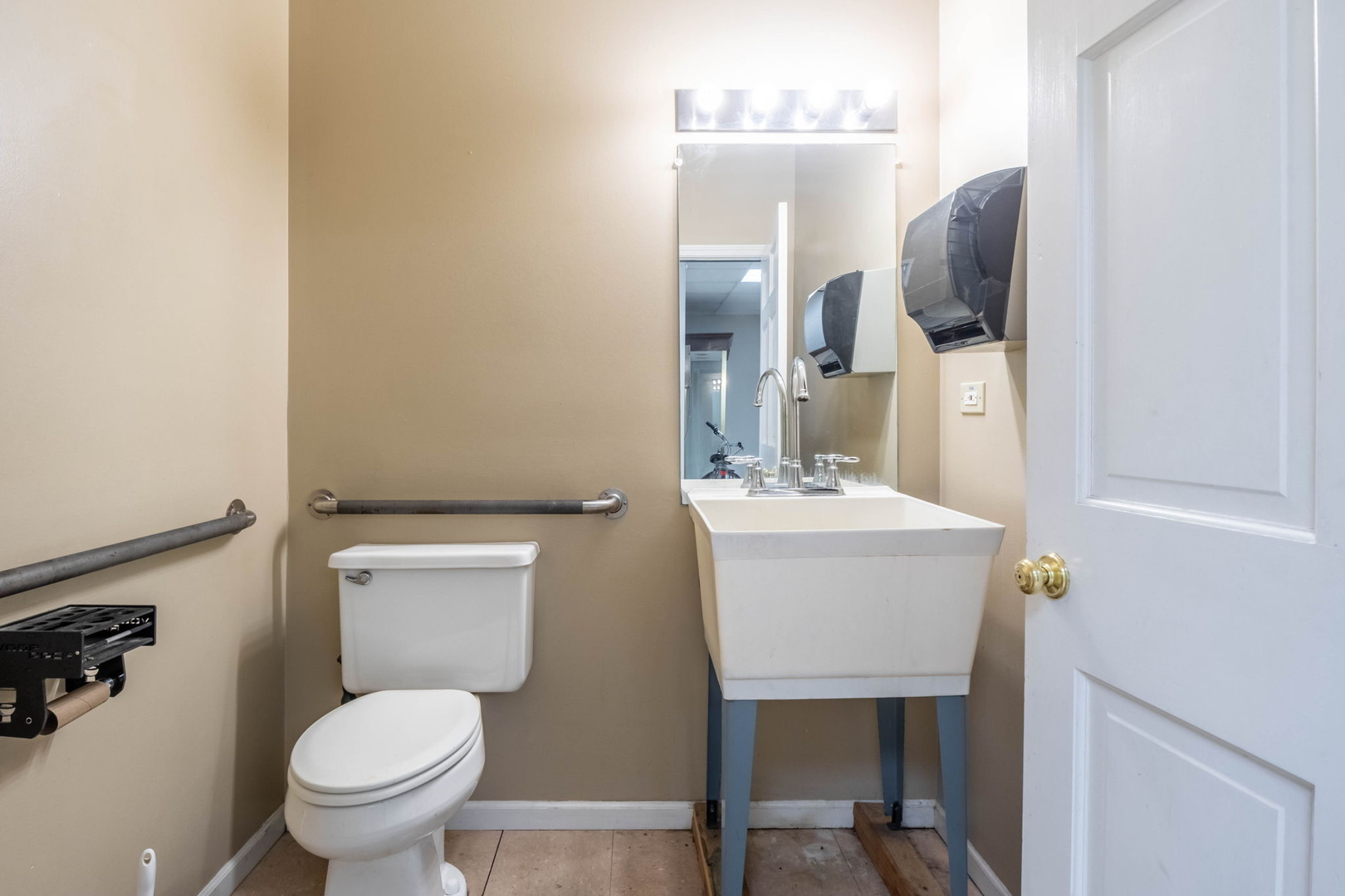 1305 La Fox Street  South Elgin IL 60177