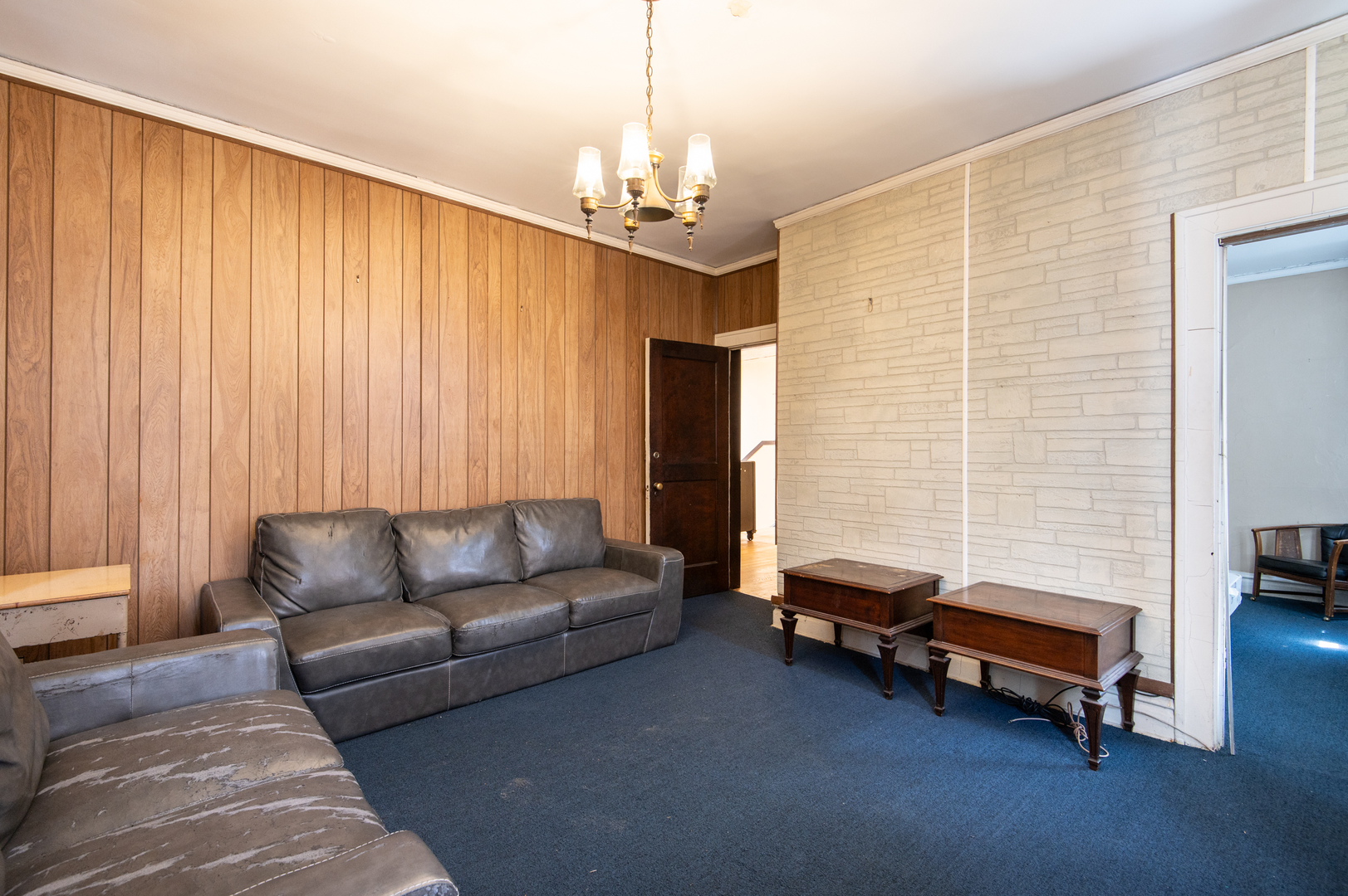 8725 May Street  Chicago IL 60620