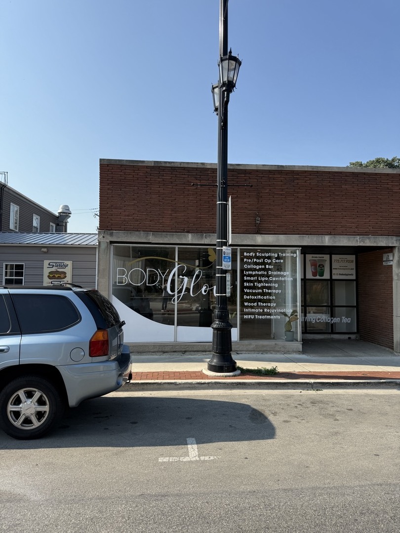 7624 Madison Street  Forest Park IL 60130