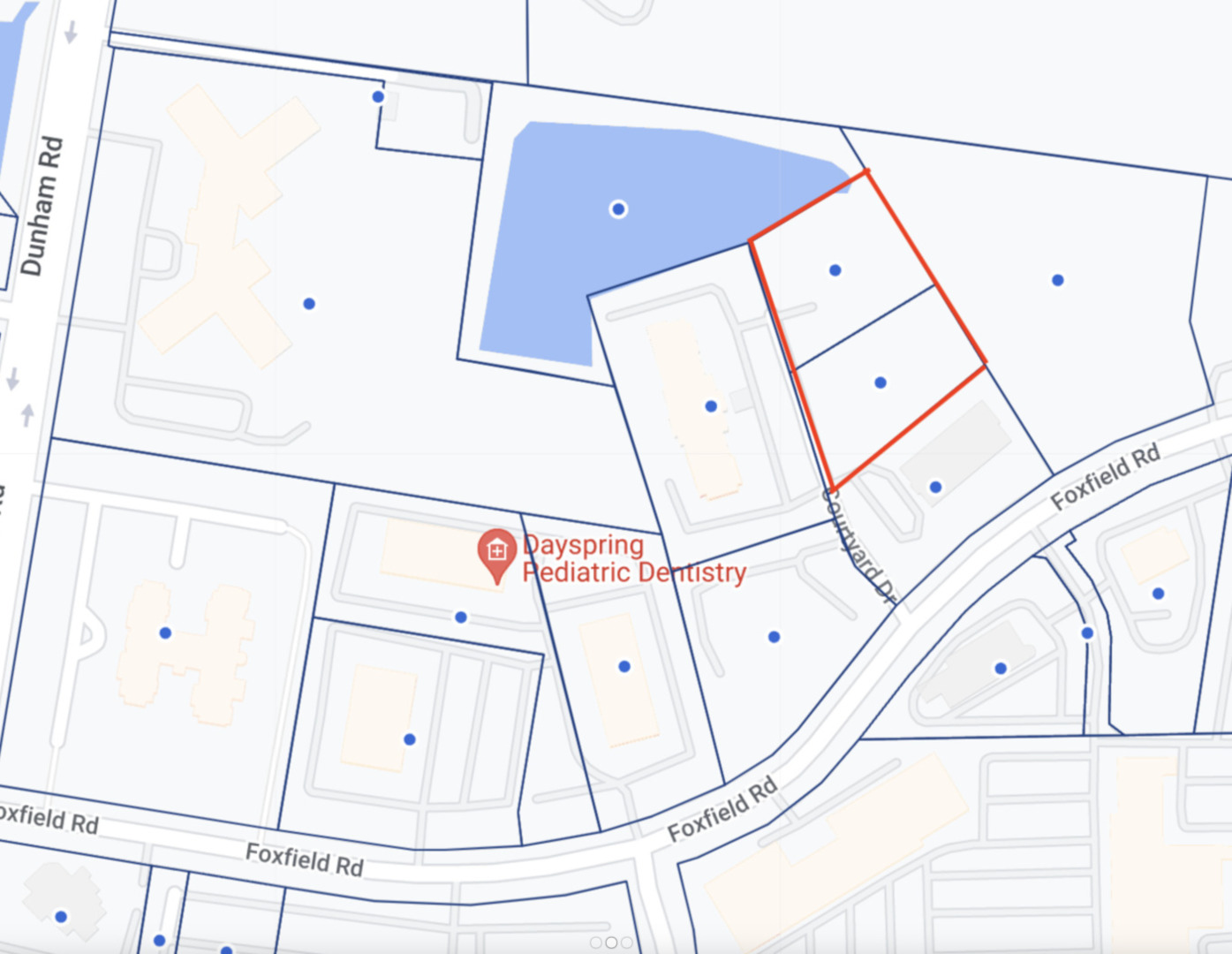 740 COURTYARD Drive  St. Charles IL 60174