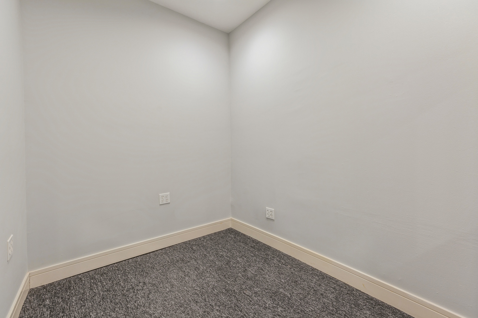 3649 Montrose Avenue STOREFRONT Chicago IL 60618