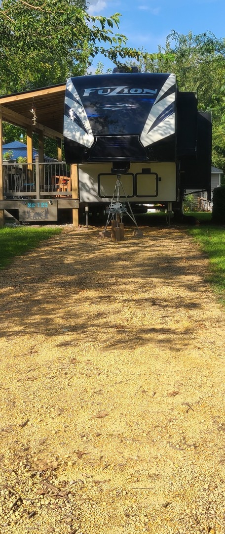 22/125 Woodhaven   Sublette IL 61367