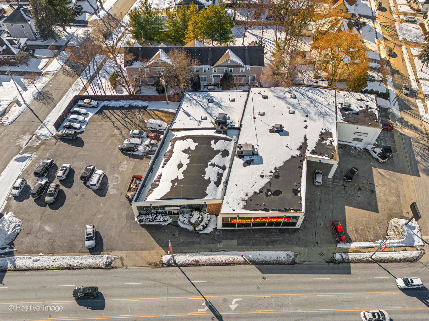 211 Milwaukee Avenue  Libertyville IL 60048