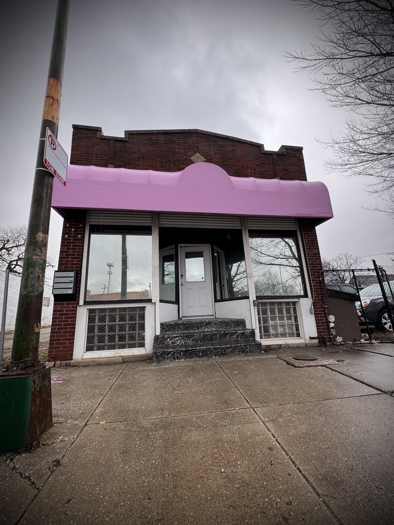 51 95th Street  Chicago IL 60628