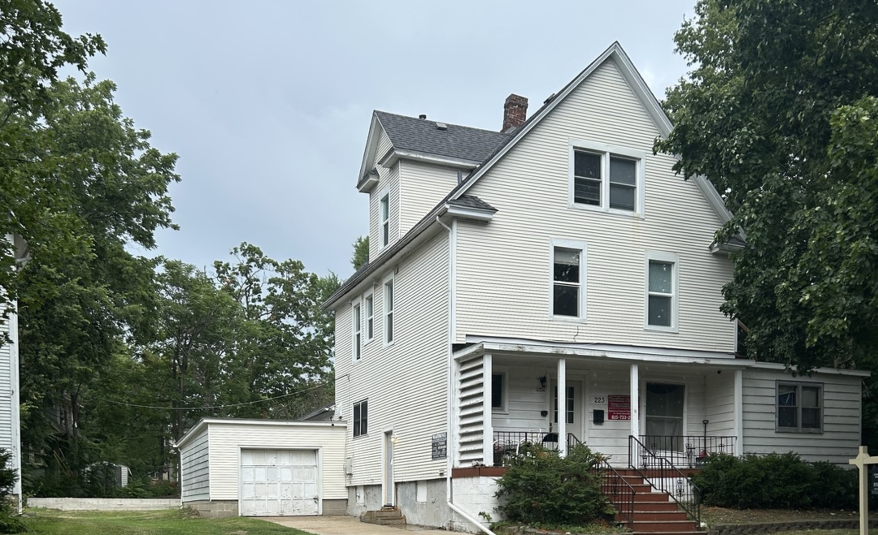 223 Locust Street  DeKalb IL 60115