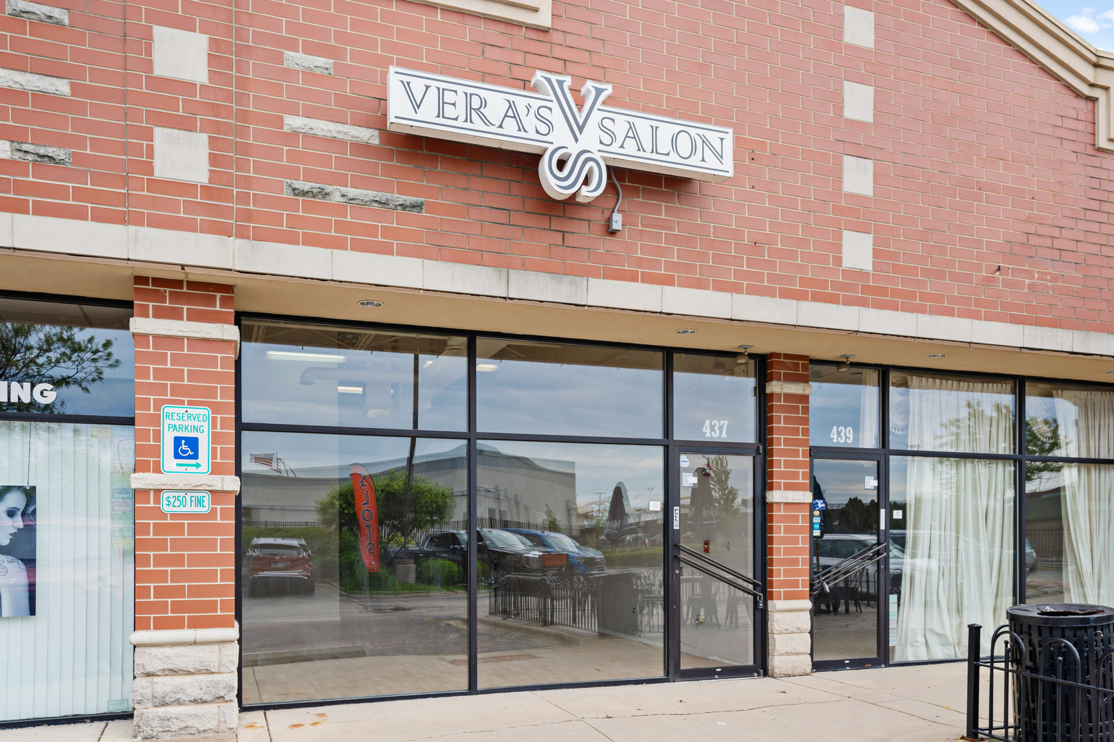 445 Lake Street  Addison IL 60101