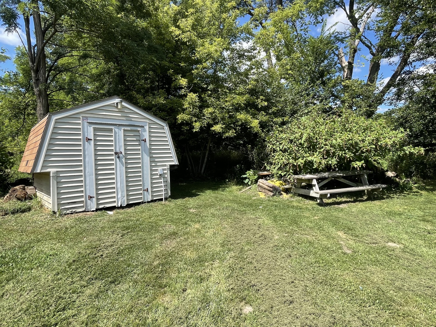 28-122 Woodhaven Lakes   Sublette IL 61367