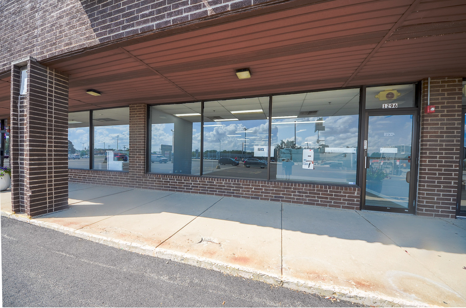 1296 Dundee Road  Palatine IL 60074