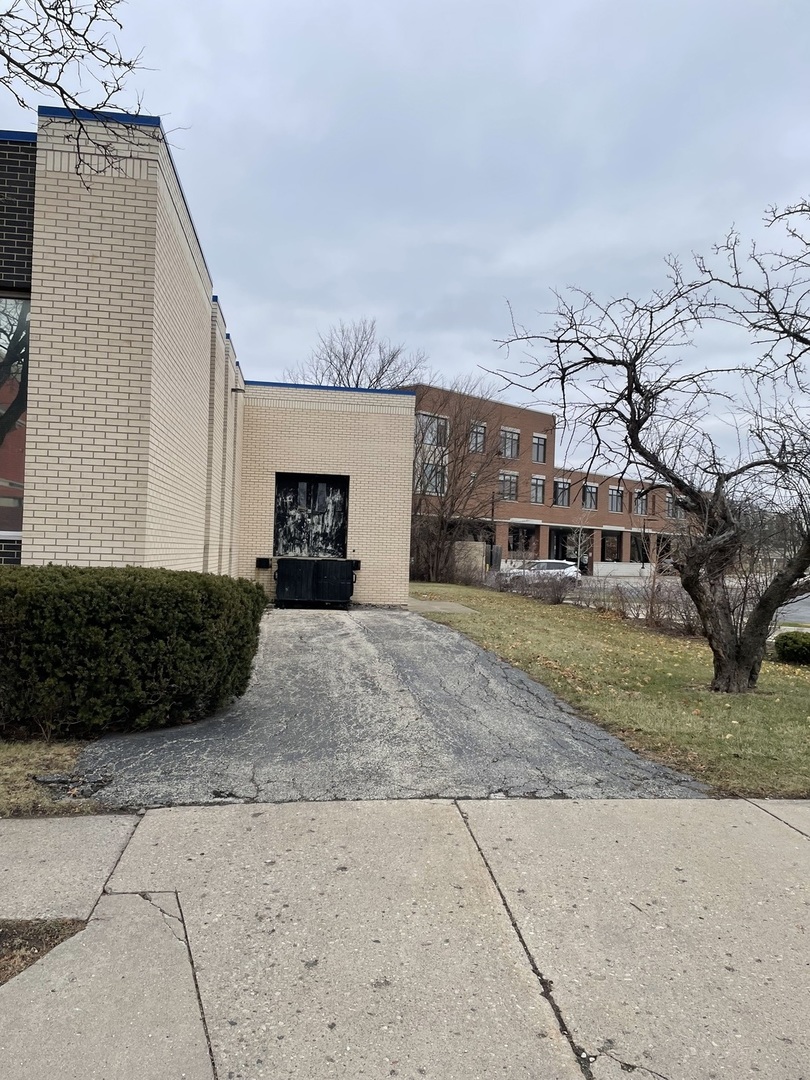 505 Busse Highway  Park Ridge IL 60068