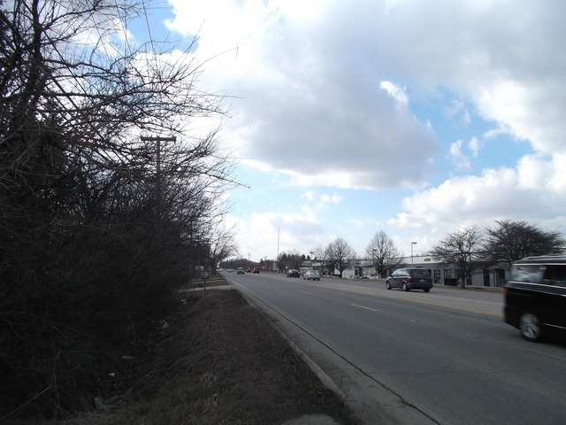 427 Il Route 83   Mundelein IL 60060