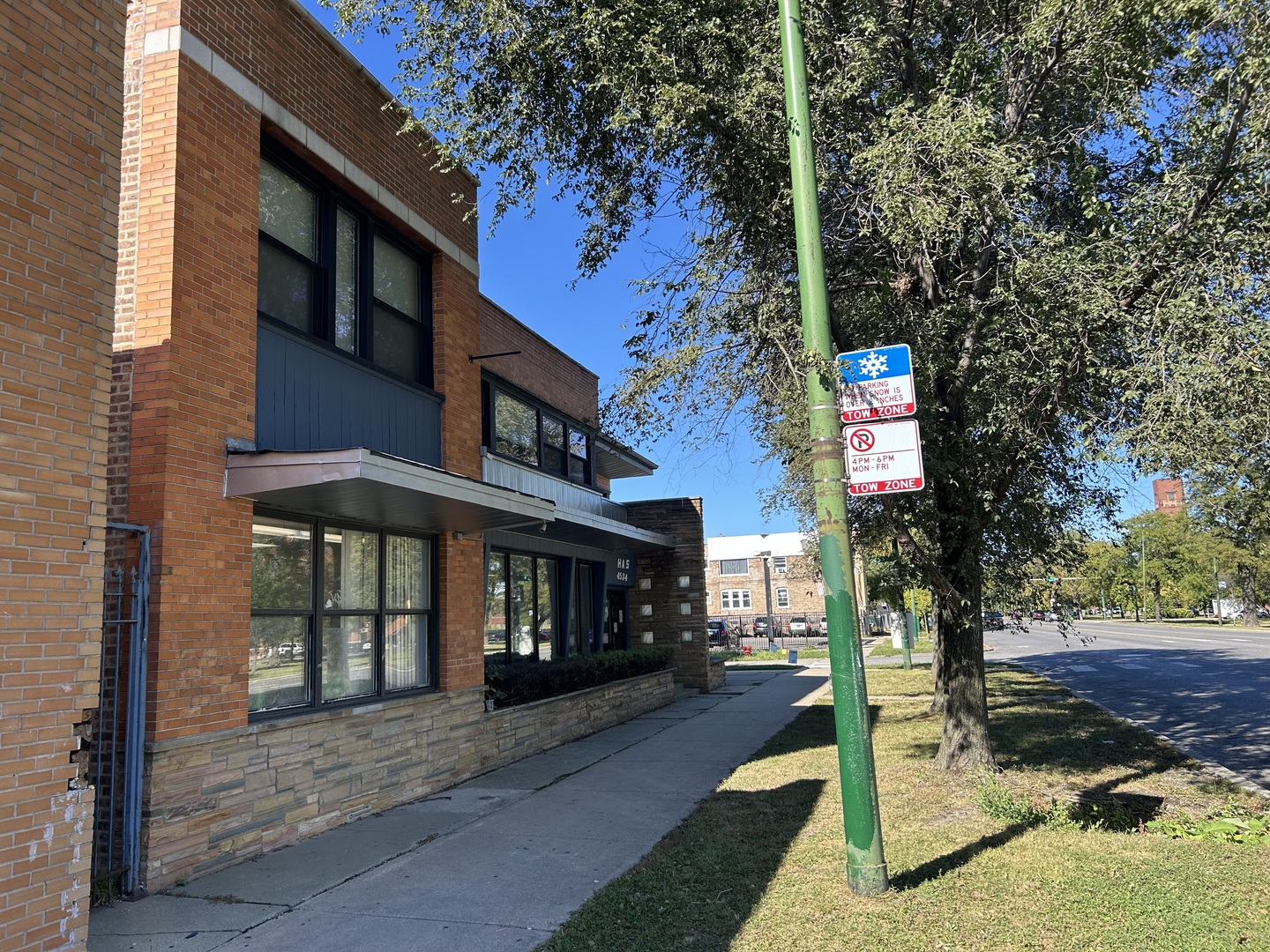 4534 Western Avenue  Chicago IL 60609