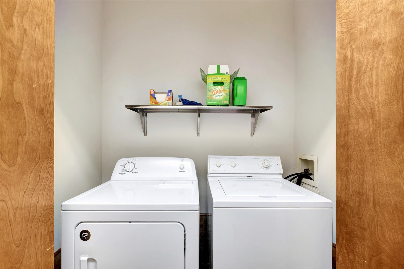 854 County Road 2100   Sidney IL 61877